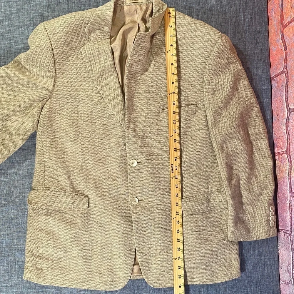 Stafford Men’s 42R Beige Herringbone Blazer Jacket Two Button Classic Sport Coat